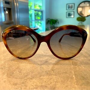 Tom Ford Maxine Sunglasses with case